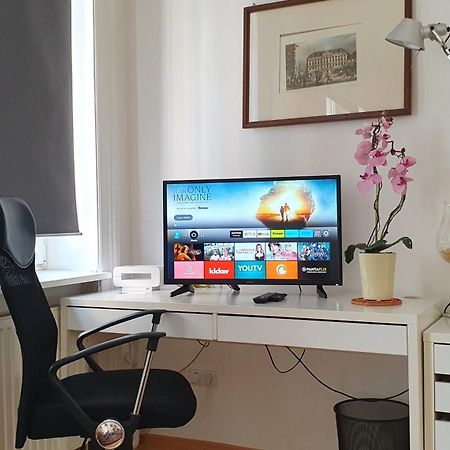 Quiet 2-Room Flat, Walking Distance To City Centre Wien Exteriör bild