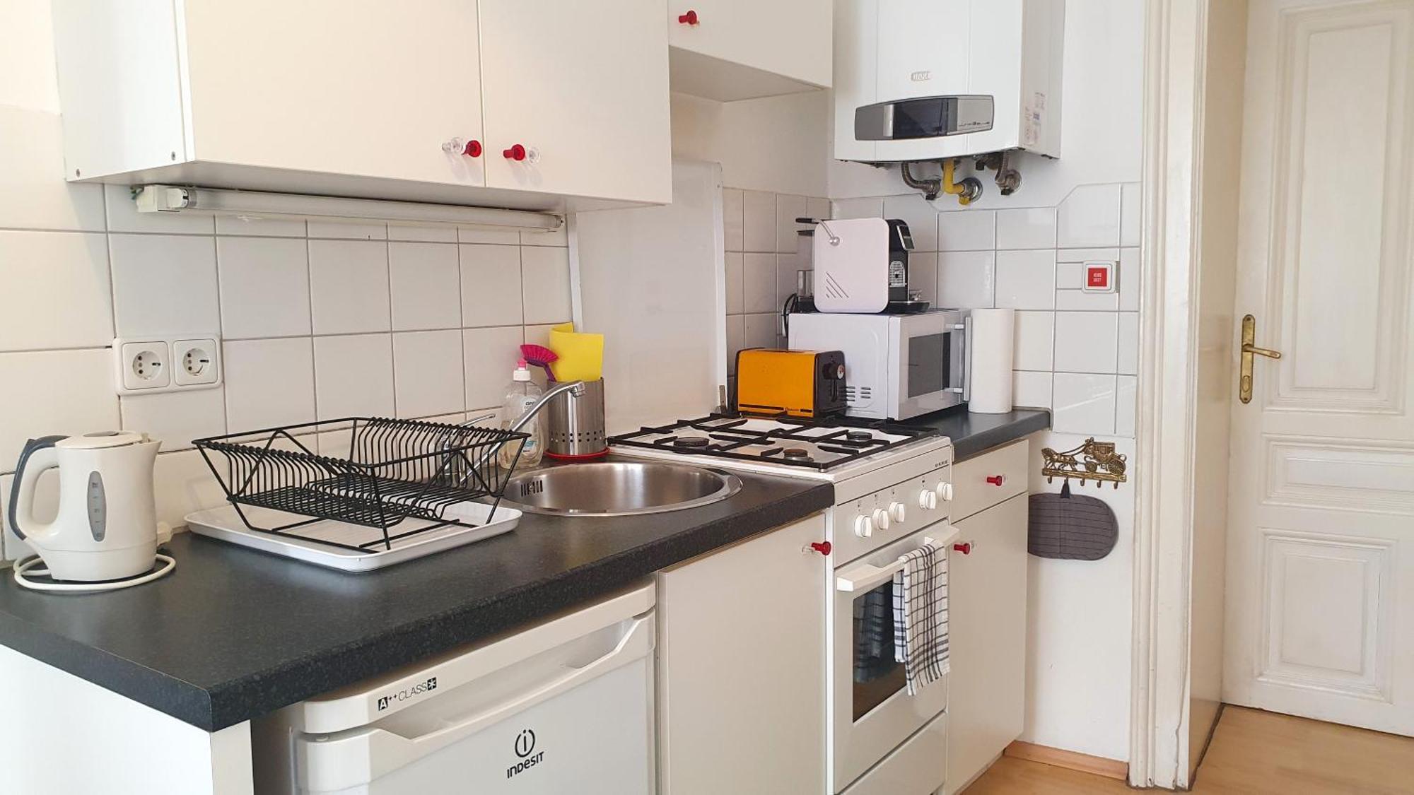 Quiet 2-Room Flat, Walking Distance To City Centre Wien Exteriör bild
